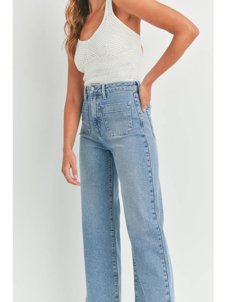 Patch Pocket Wide Leg High Rise - Light Denim