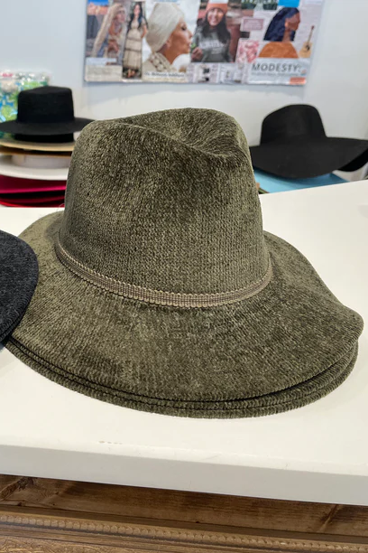 Hat Velvet- Olive